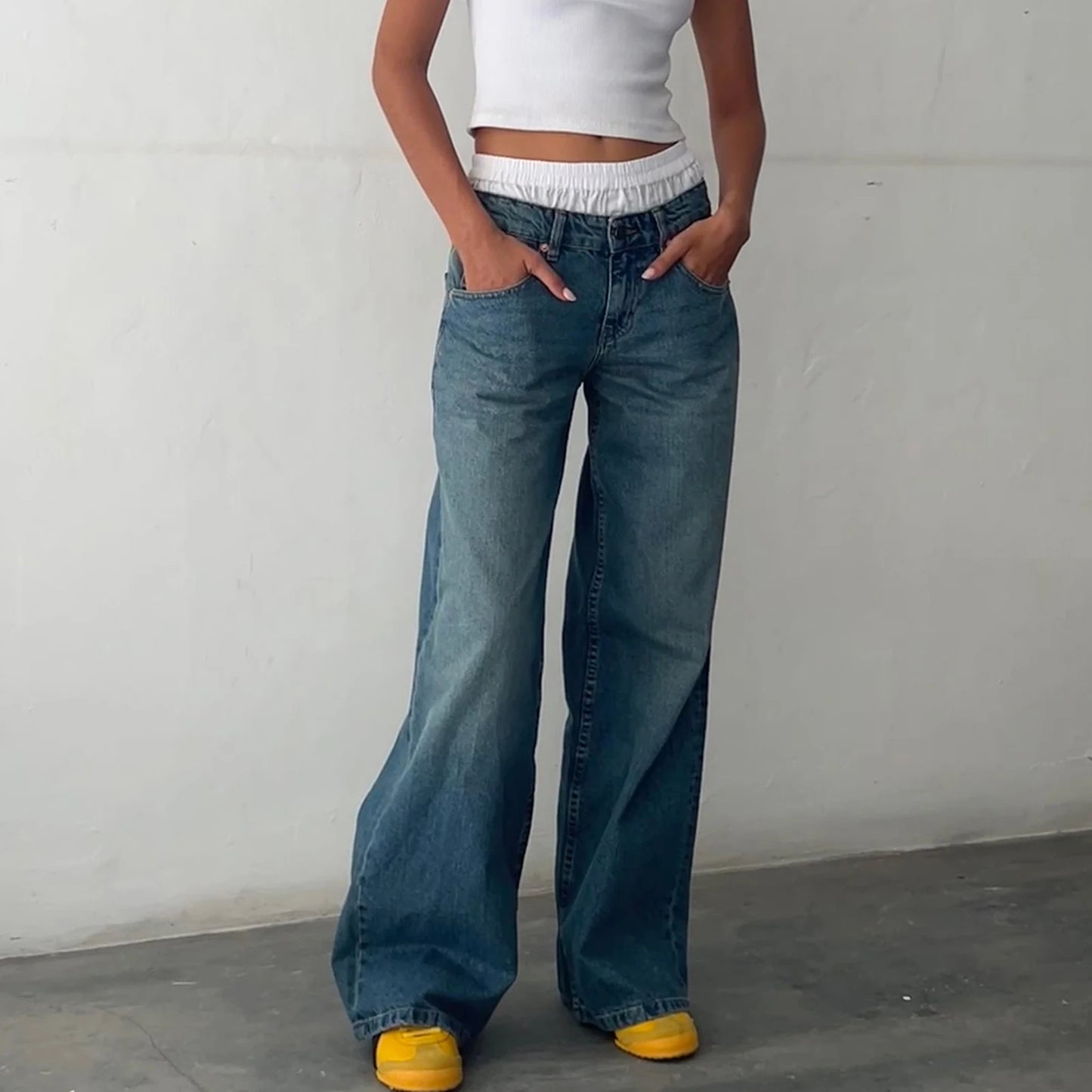 Jeans Trousers with Pockets